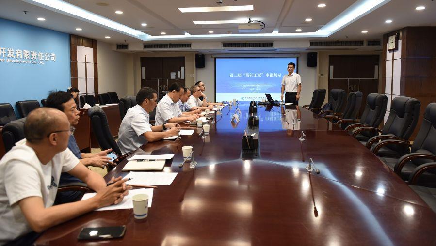 評(píng)審現(xiàn)場(chǎng)（攝影：金文霞）